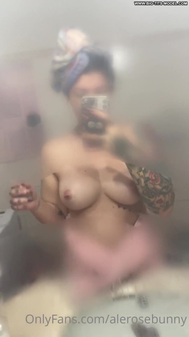 Alerosebunny Xxx Cam Sex Naked Sex Mega Porn Photos White Sexporn -  Influencers Gone Wild Videos