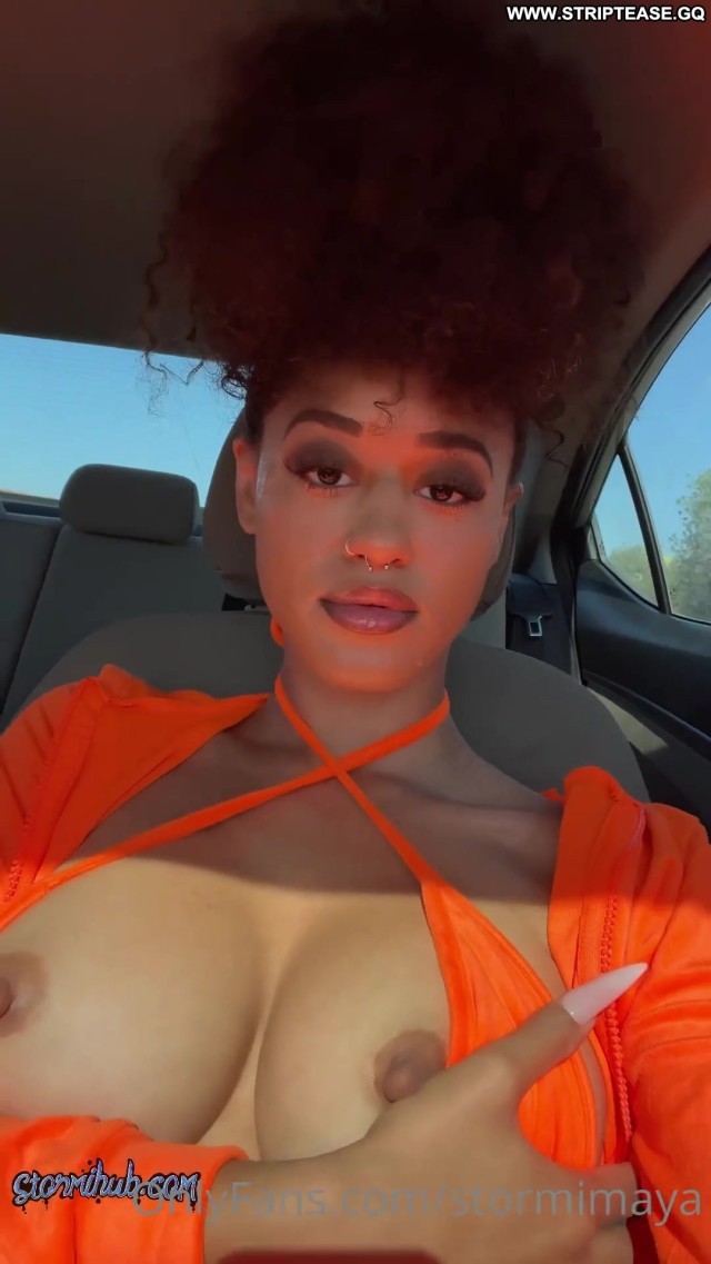 Stormi Maya Flashing Boobs Flash Hot Actress Media Nipple Small In Car