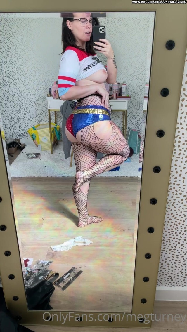 20558-harley-quinn-realsexy-onlyfans-leaked-sexy-model-book-leaked-video